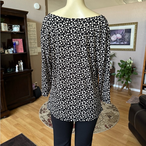Ellen Tracy black & gray short sleeve loose neckline blouse-size L - Picture 9 of 10